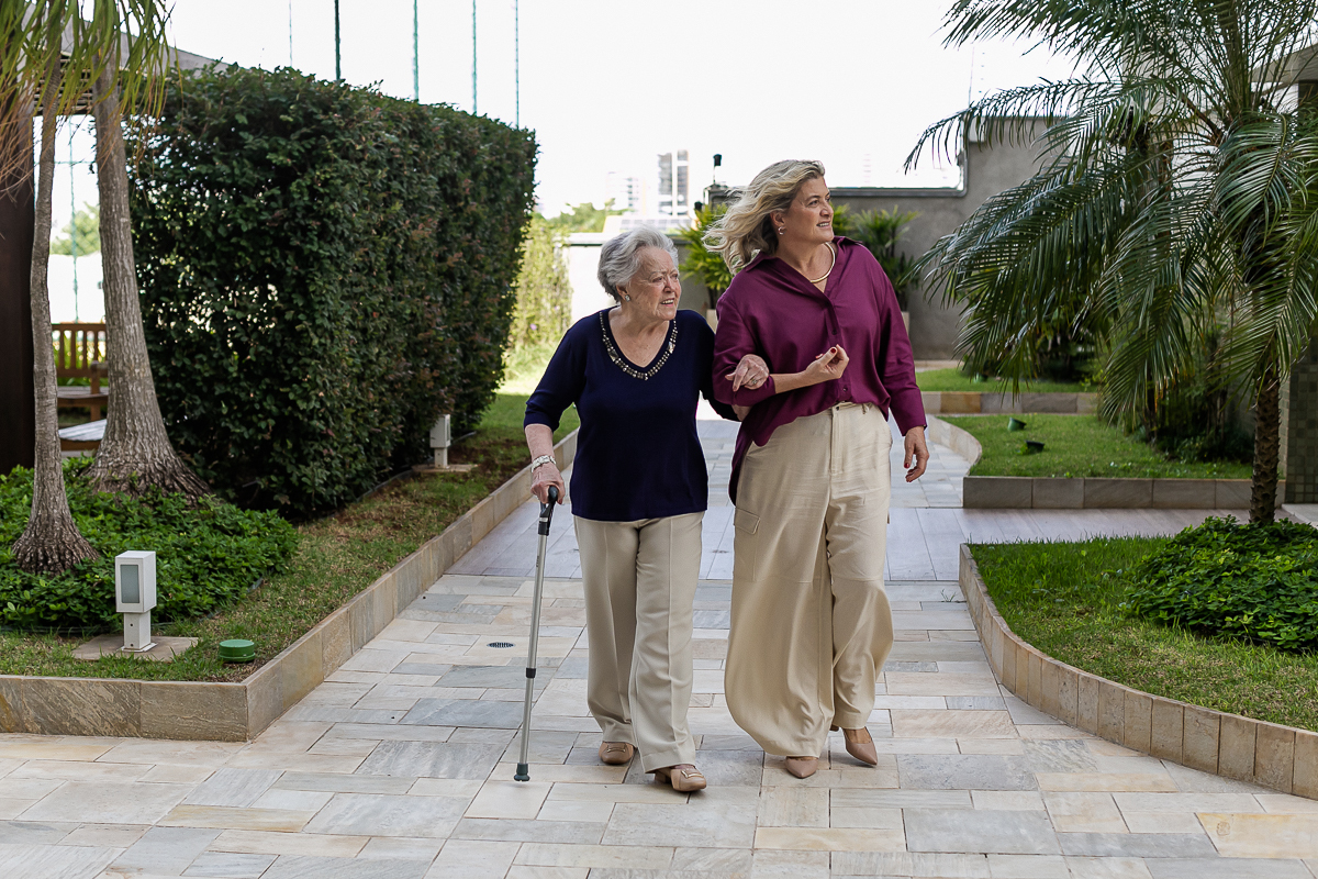 fotografias do aniversário de 90 anos da Neide no salão de festas do condominio na zona sul de sao paulo sp