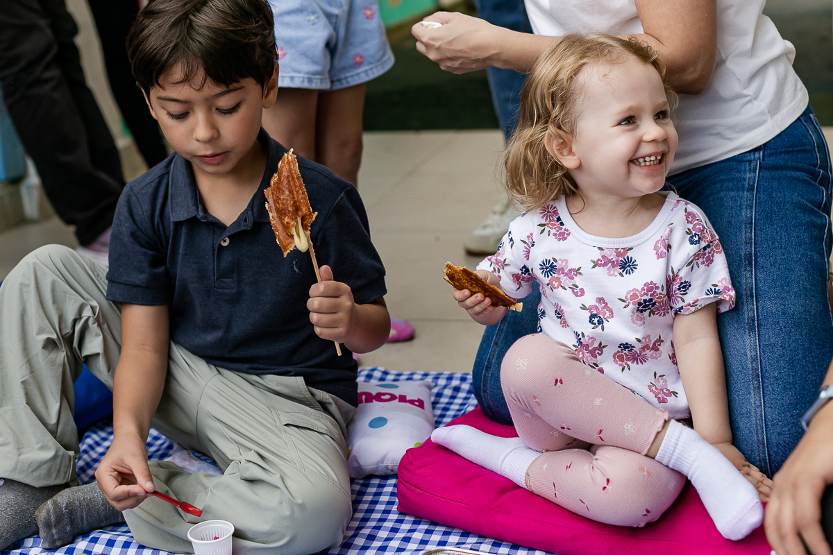 fotografias do aniversário de 3 anos da Giulia e 7 anos da Sofia no buffet espaço bumxicabum em santana zona norte de sao paulo sp