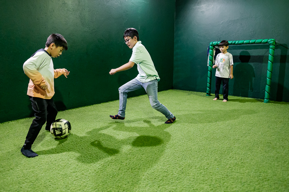 fotografias do aniversário de 4 anos do Henry com o tema hot whells no buffet no galpão em pinheiros zona oeste de sao paulo sp
