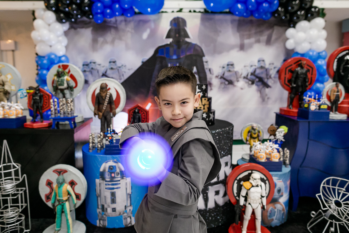 fotografias do aniversário de 8 anos do Eduardo com o tema star wars no buffet magic joy unidade saude em sao paulo sp
