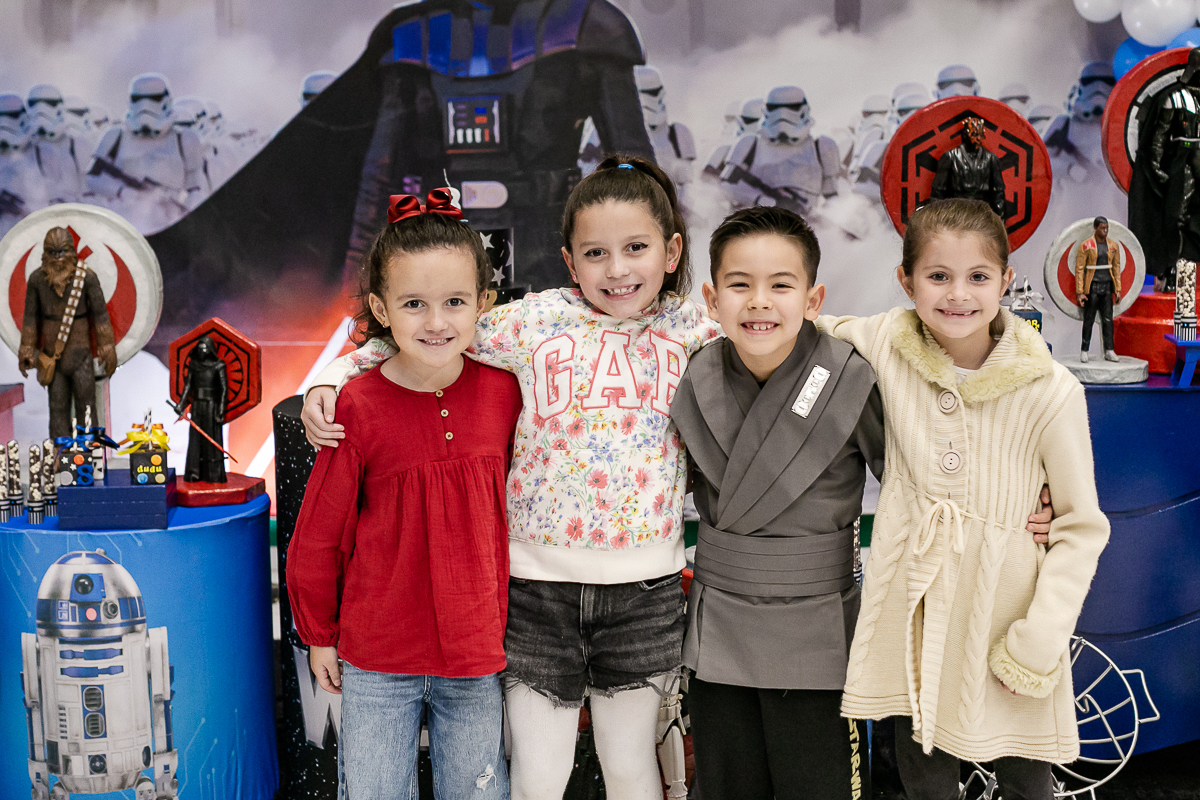 fotografias do aniversário de 8 anos do Eduardo com o tema star wars no buffet magic joy unidade saude em sao paulo sp