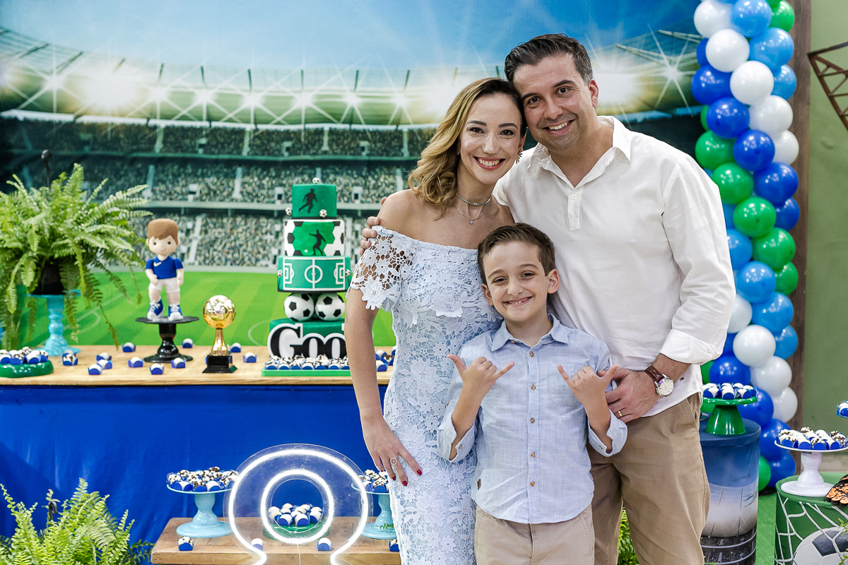 fotografias do aniversário de 8 anos do leonardo com o tema futebol no buffet villa safari em campestre santo andre sp