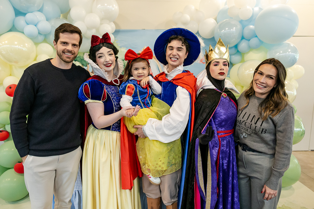 fotografias do aniversário de 4 anos da Liz com o tema branca de neve no condominio no brooklin zona sul sao paulo sp