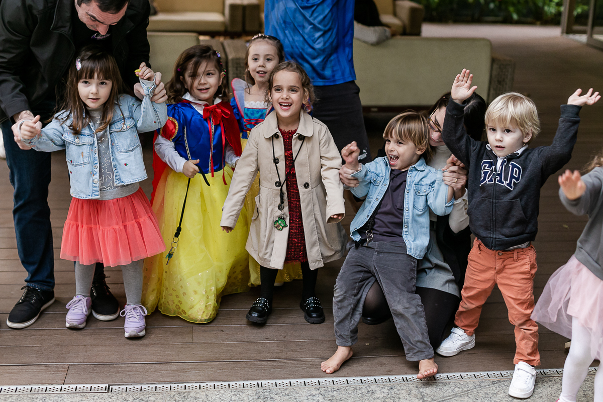 fotografias do aniversário de 4 anos da Liz com o tema branca de neve no condominio no brooklin zona sul sao paulo sp
