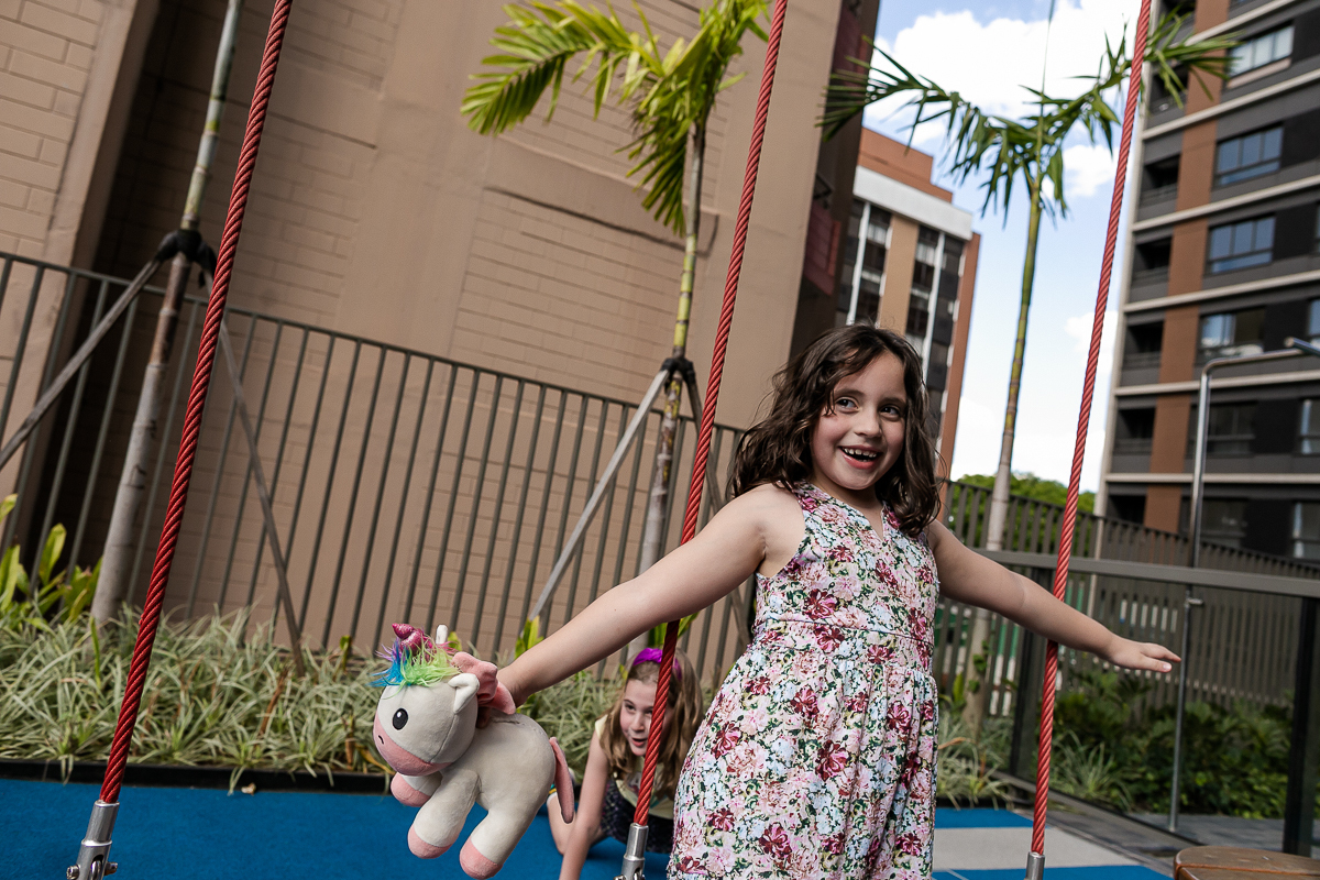 fotografias do aniversário de 7 anos da Alice com o tema musica e beatles no salao de festas do condominio na zona sul de sao paulo sp