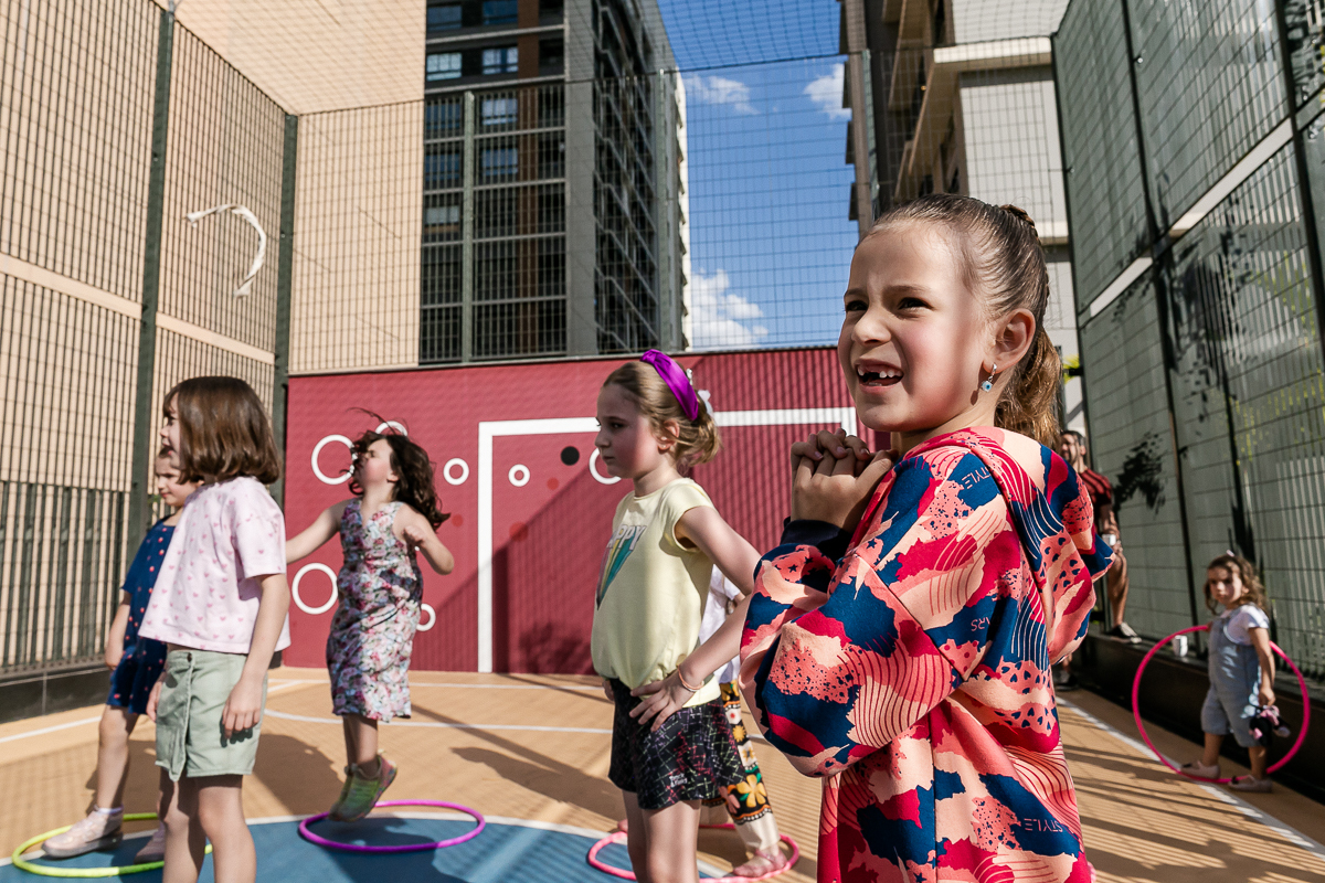 fotografias do aniversário de 7 anos da Alice com o tema musica e beatles no salao de festas do condominio na zona sul de sao paulo sp