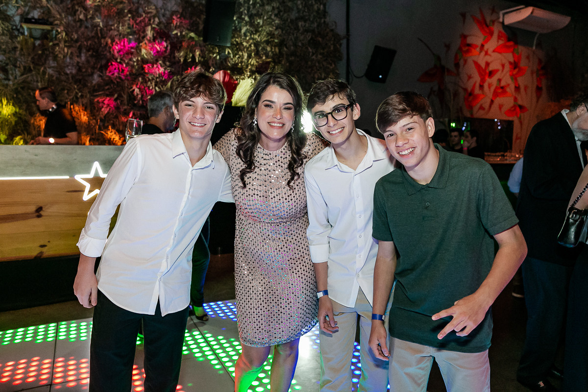 fotografias do aniversário de 50 anos da fernanda no birds house em pinheiros zona oeste de sao paulo sp