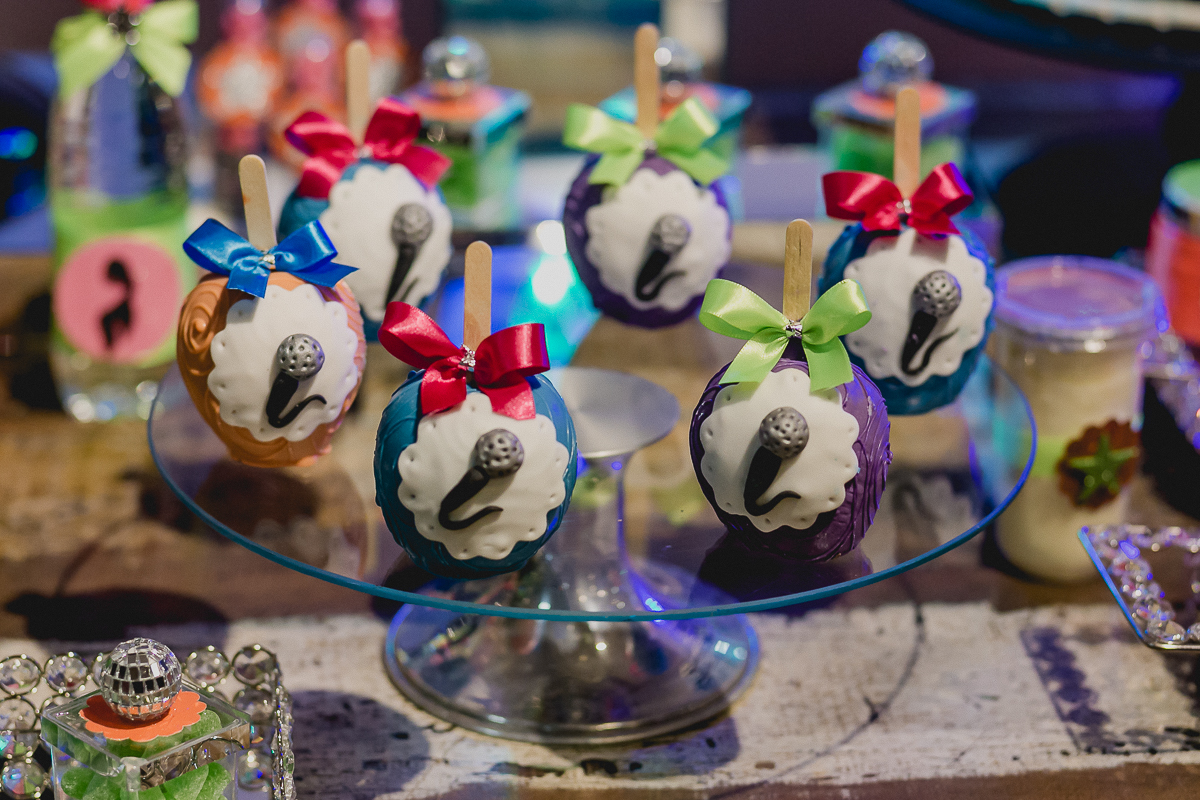 maça do amor com o tema discoteca