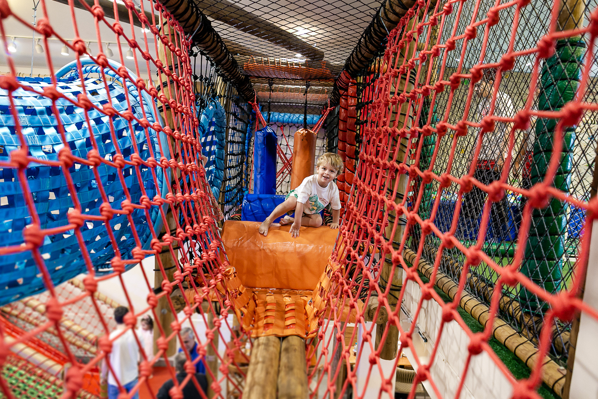fotografias do aniversário de 3 anos do gabriel com o tema dinossauros no buffet espaço trilegria no morumbi zona sul de sao paulo sp