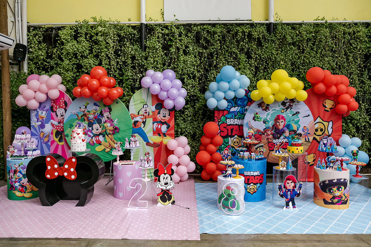 fotografias do aniversário de 8 anos do gabriel e 2 anos da leticia com o tema brawl star e mickey mouse no buffet espaço la vem o sol na vila olimpia zona sul de sao paulo sp