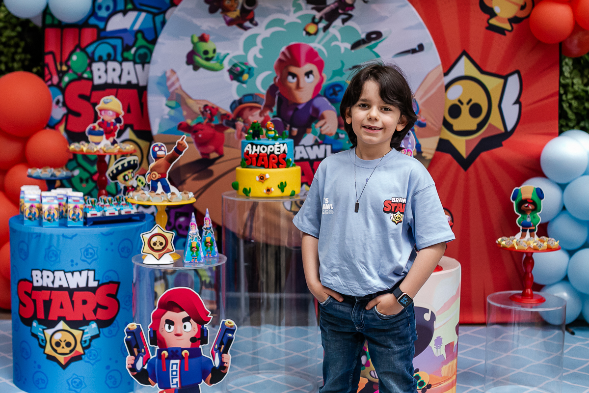 fotografias do aniversário de 8 anos do gabriel e 2 anos da leticia com o tema brawl star e mickey mouse no buffet espaço la vem o sol na vila olimpia zona sul de sao paulo sp