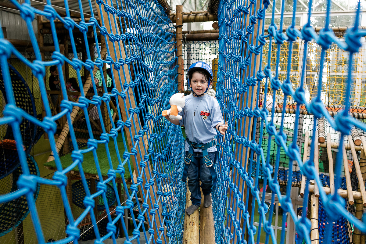 fotografias do aniversário de 8 anos do gabriel e 2 anos da leticia com o tema brawl star e mickey mouse no buffet espaço la vem o sol na vila olimpia zona sul de sao paulo sp