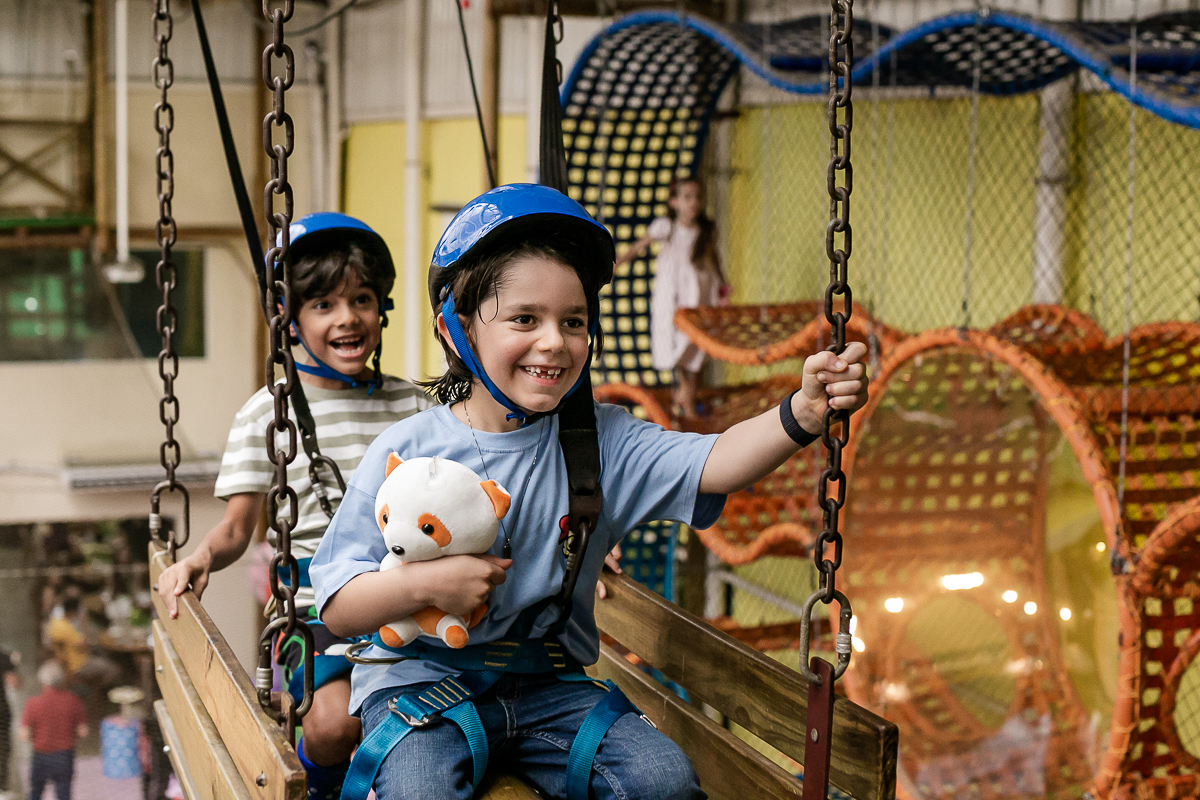 fotografias do aniversário de 8 anos do gabriel e 2 anos da leticia com o tema brawl star e mickey mouse no buffet espaço la vem o sol na vila olimpia zona sul de sao paulo sp