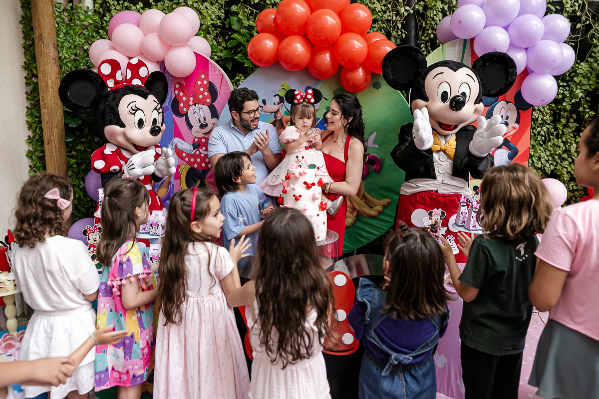 fotografias do aniversário de 8 anos do gabriel e 2 anos da leticia com o tema brawl star e mickey mouse no buffet espaço la vem o sol na vila olimpia zona sul de sao paulo sp