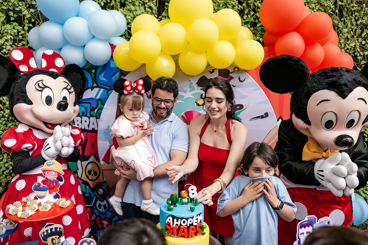 fotografias do aniversário de 8 anos do gabriel e 2 anos da leticia com o tema brawl star e mickey mouse no buffet espaço la vem o sol na vila olimpia zona sul de sao paulo sp