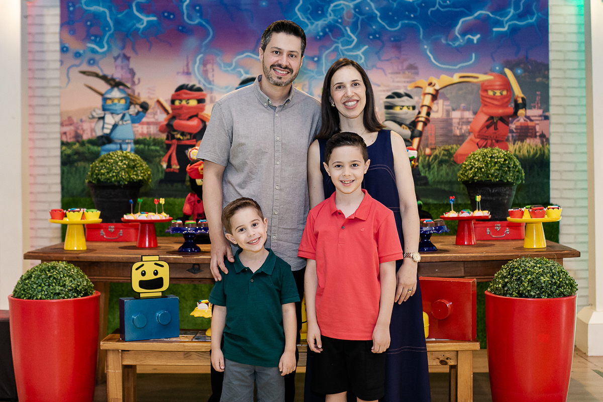 fotografias do aniversário de 8 anos do guilherme com o tema lego ninja no buffet villa pé de marmelo no belenzinho mooca zona leste de sao paulo sp