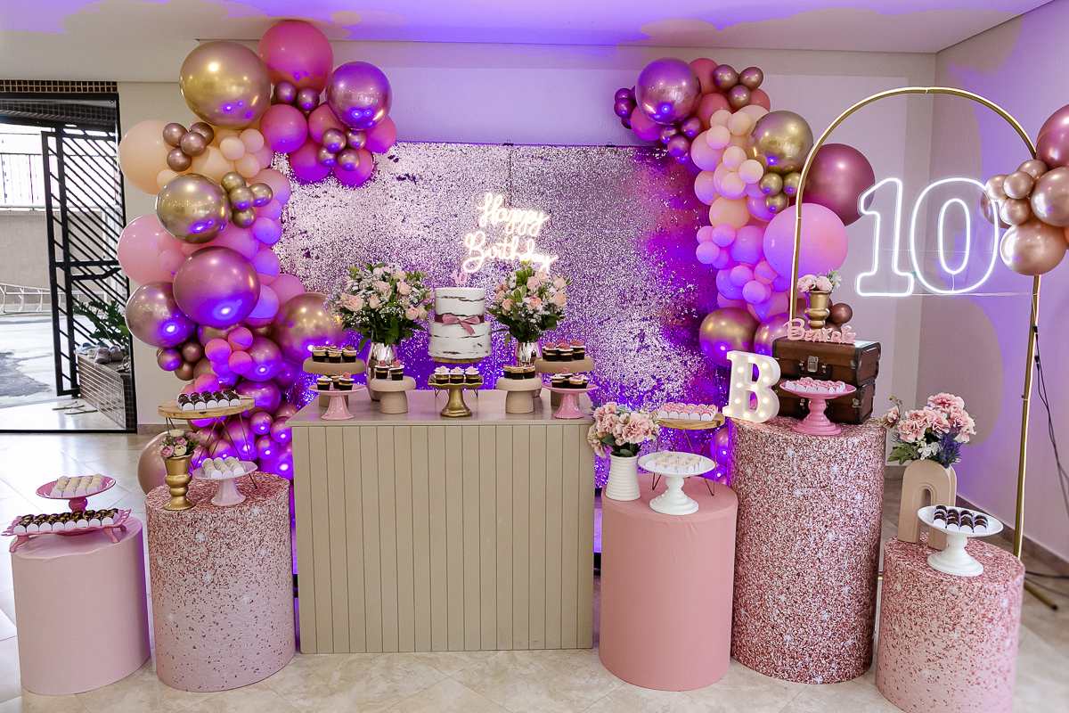 fotografias do aniversário de 10 anos da beatriz no salão de festas do prédio em santana zona norte de são paulo sp