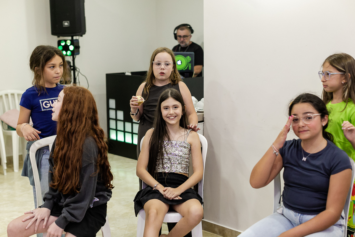 fotografias do aniversário de 10 anos da beatriz no salão de festas do prédio em santana zona norte de são paulo sp