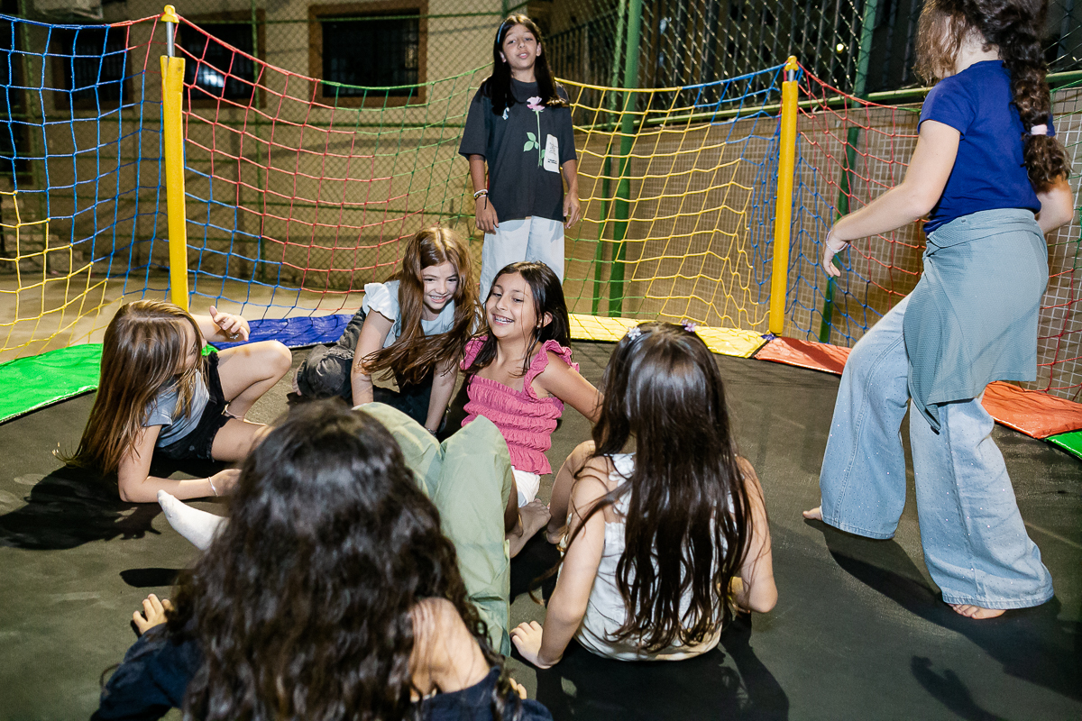 fotografias do aniversário de 10 anos da beatriz no salão de festas do prédio em santana zona norte de são paulo sp