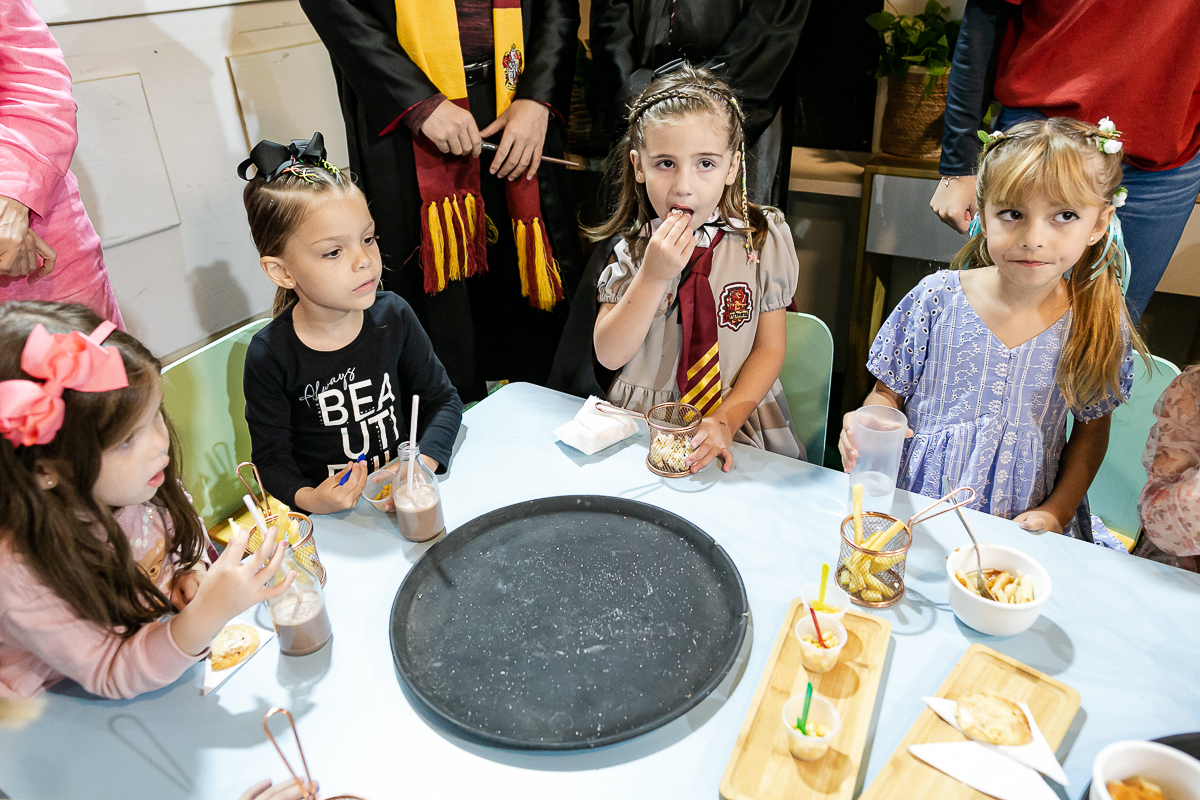 fotografias do aniversário de 5 anos da isabel com o tema harry potter no buffet atelie da vila localizado no bairro da vila olimpia zona sul de sao paulo sp