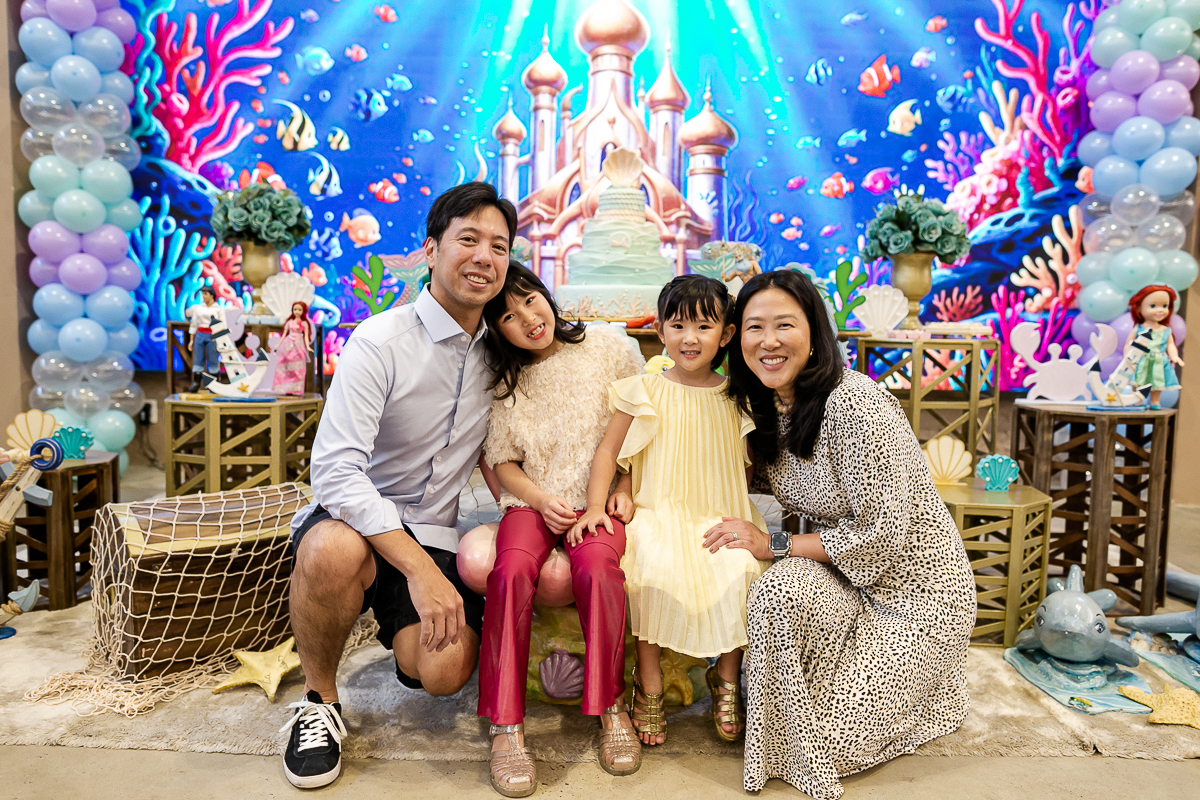 fotografias do aniversário de 4 anos da bianca com o tema pequena sereia ariel no buffet espaço formigueiro unidade vila olimpia zona sul de sao paulo sp