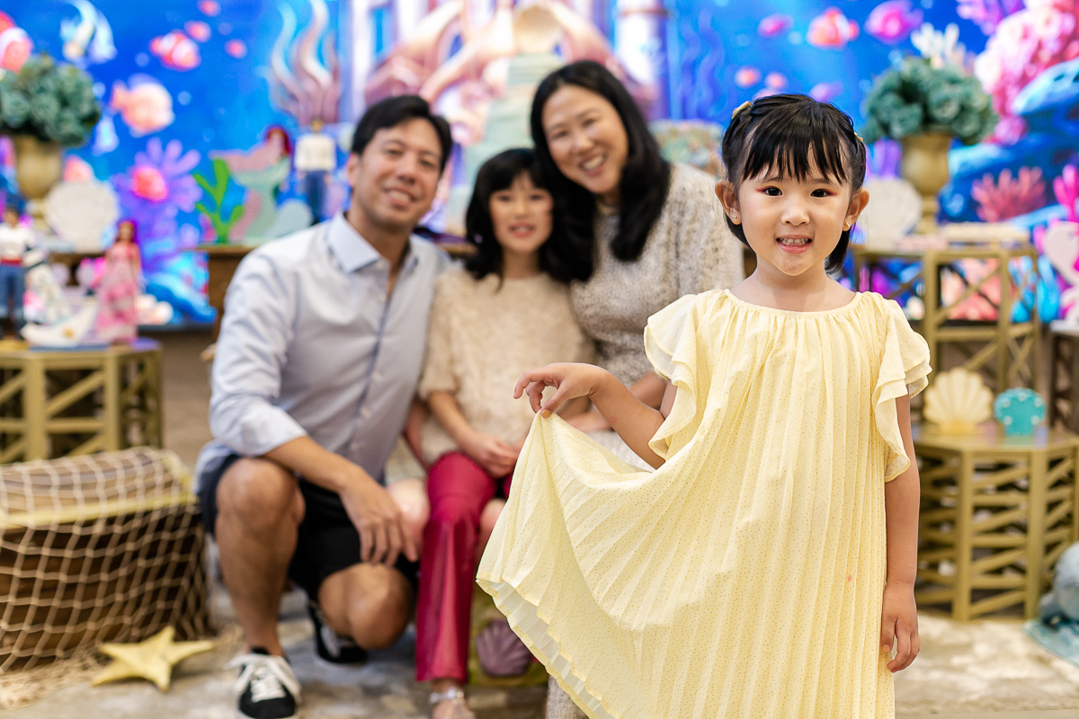 fotografias do aniversário de 4 anos da bianca com o tema pequena sereia ariel no buffet espaço formigueiro unidade vila olimpia zona sul de sao paulo sp