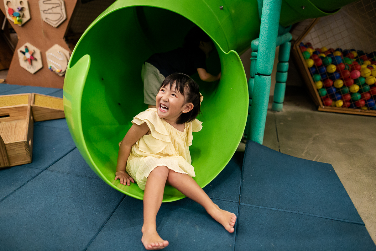 fotografias do aniversário de 4 anos da bianca com o tema pequena sereia ariel no buffet espaço formigueiro unidade vila olimpia zona sul de sao paulo sp