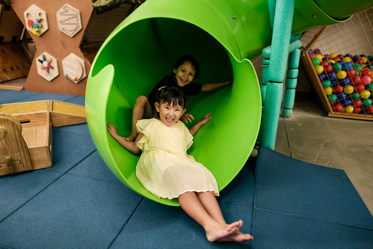 fotografias do aniversário de 4 anos da bianca com o tema pequena sereia ariel no buffet espaço formigueiro unidade vila olimpia zona sul de sao paulo sp
