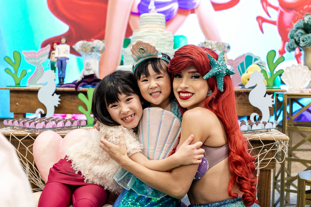 fotografias do aniversário de 4 anos da bianca com o tema pequena sereia ariel no buffet espaço formigueiro unidade vila olimpia zona sul de sao paulo sp