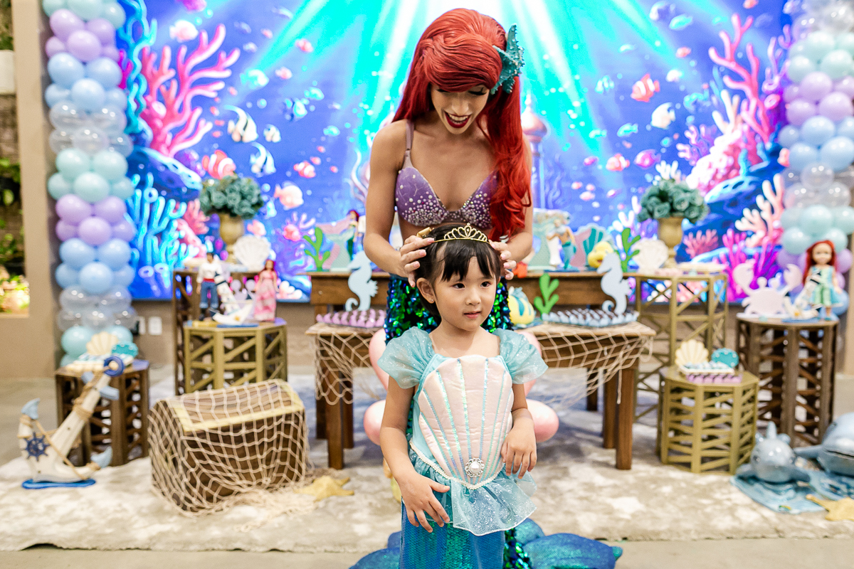 fotografias do aniversário de 4 anos da bianca com o tema pequena sereia ariel no buffet espaço formigueiro unidade vila olimpia zona sul de sao paulo sp