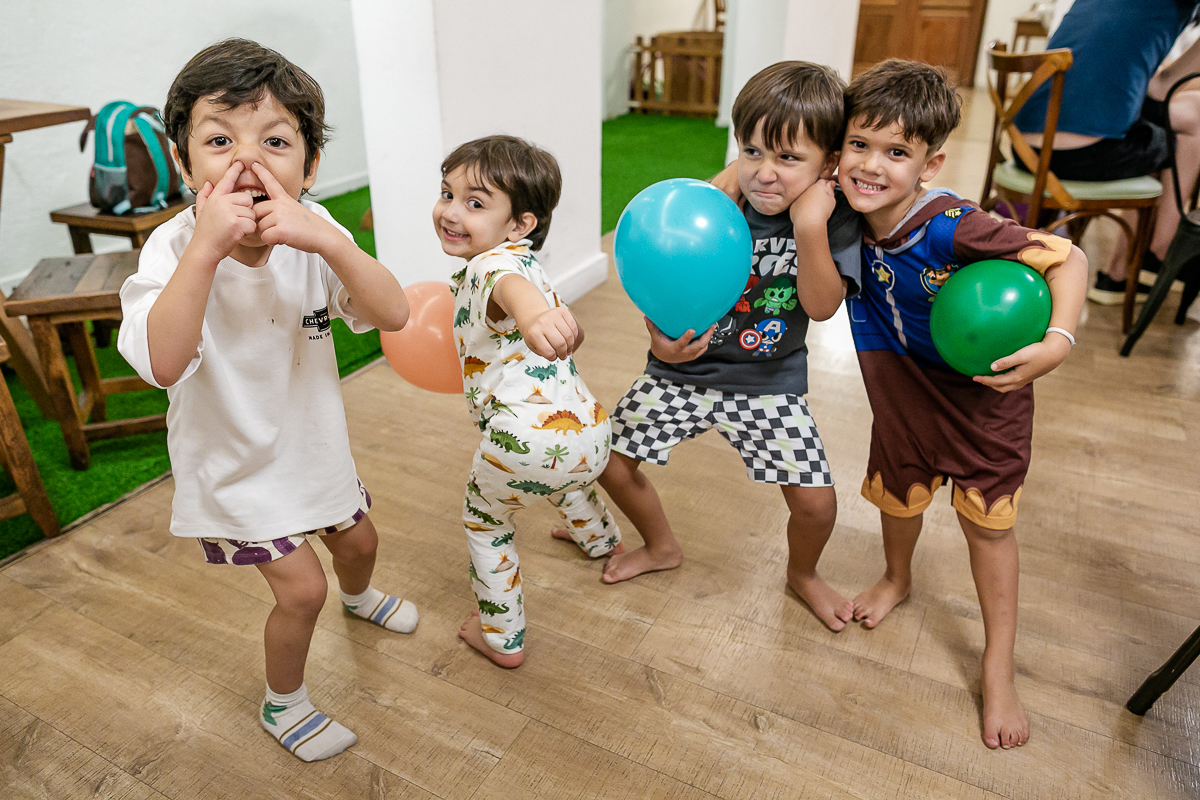 fotografias do aniversário de 5 anos da alice com o tema patrulha canina no buffet terralegria no bairro indianopolis zona sul sao paulo sp