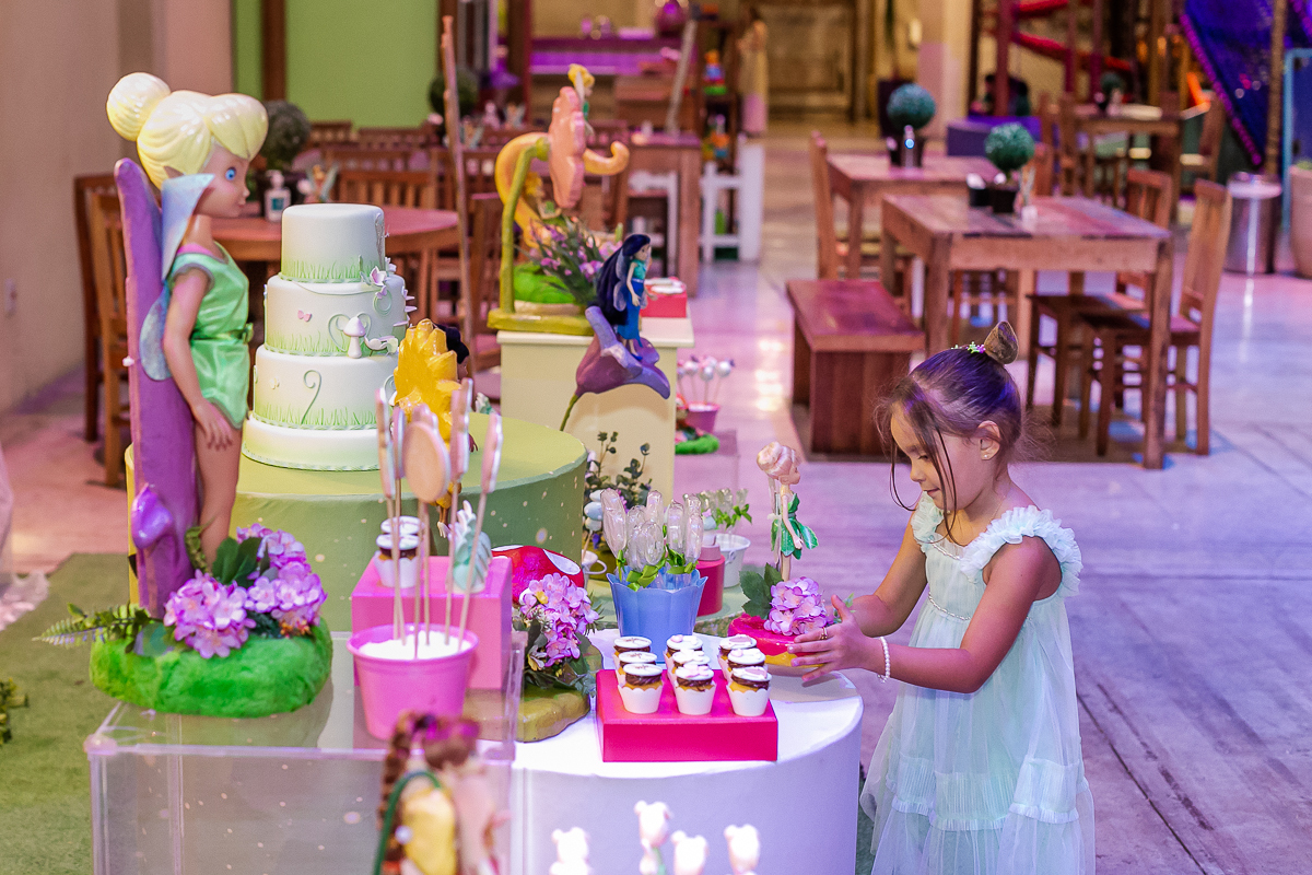 fotografias do aniversário de 5 anos da alice com o tema sininho no espaço dix localizado no campo belo zona sul de sao paulo sp
