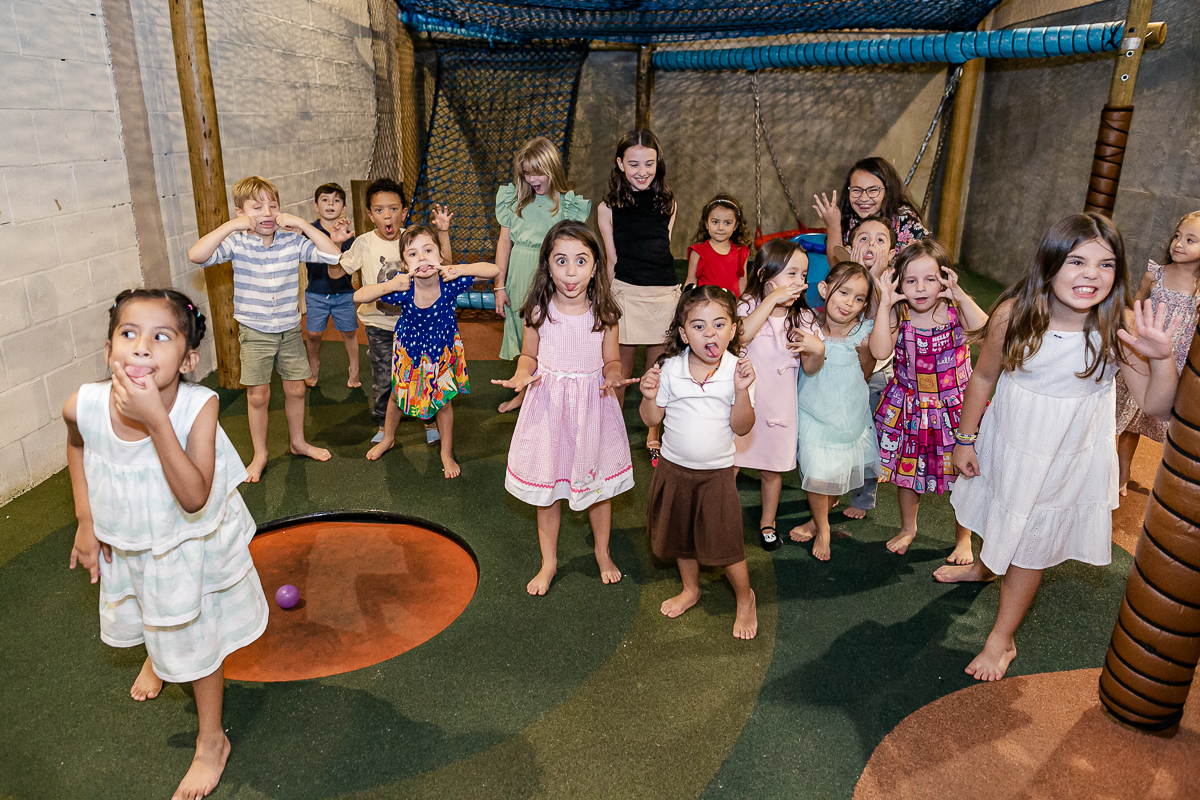 fotografias do aniversário de 5 anos da alice com o tema sininho no espaço dix localizado no campo belo zona sul de sao paulo sp