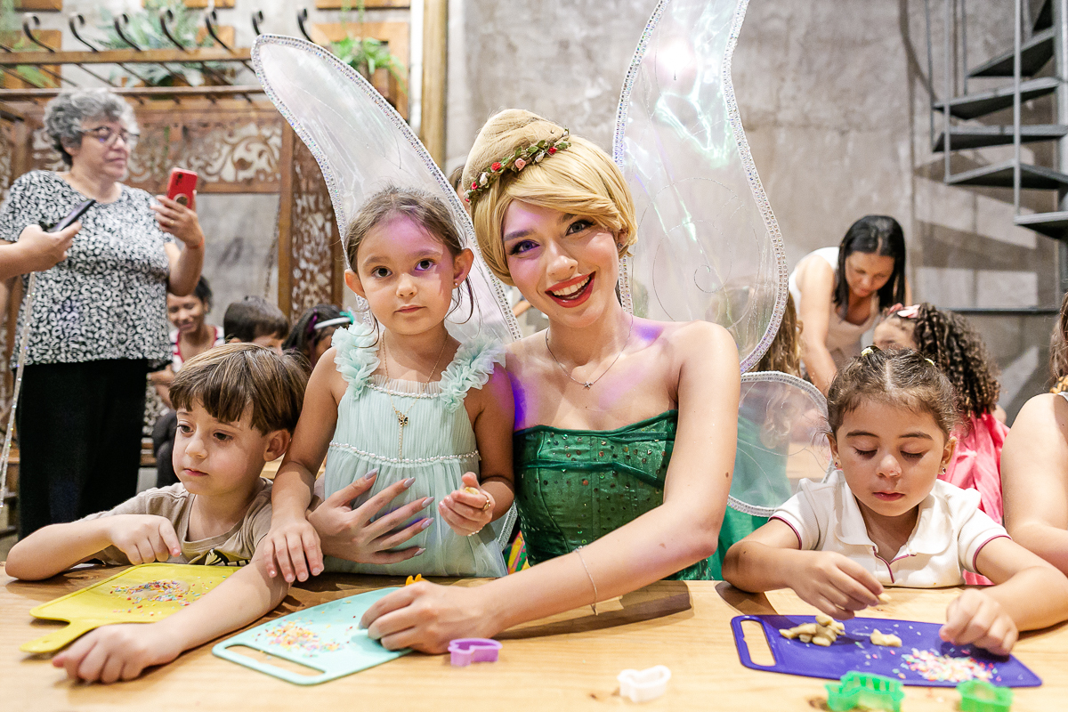 fotografias do aniversário de 5 anos da alice com o tema sininho no espaço dix localizado no campo belo zona sul de sao paulo sp