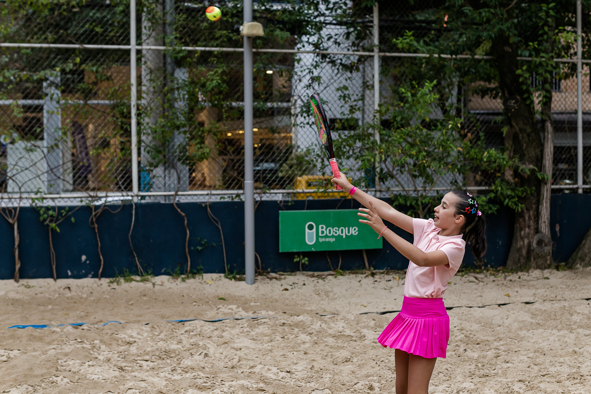 fotografias do aniversário de 11 anos da luiza com o tema beach tenis na arena jk calçadão no itaim bibi zona sul de sao paulo sp