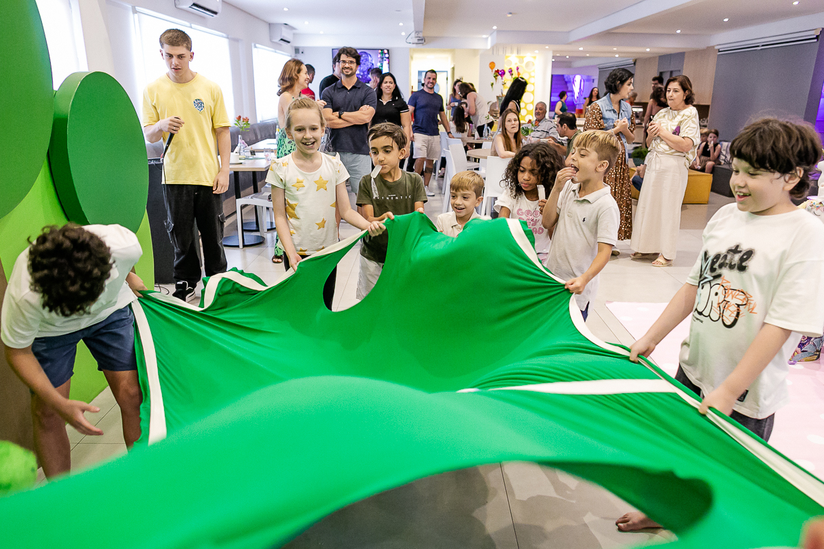 fotografias do aniversário de 4 anos da giulia e 8 anos da sofia com o tema unicornio no buffet espaço bumxicabum localizado em santana zona norte de sao paulo sp