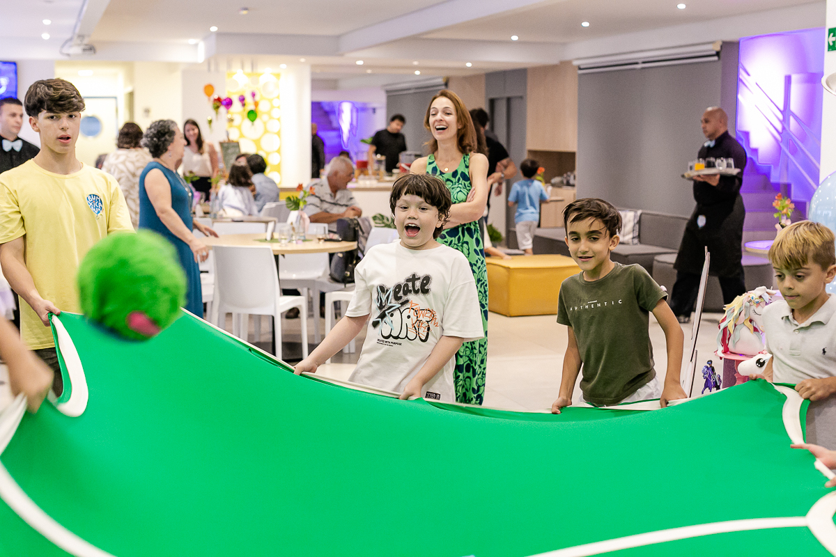 fotografias do aniversário de 4 anos da giulia e 8 anos da sofia com o tema unicornio no buffet espaço bumxicabum localizado em santana zona norte de sao paulo sp