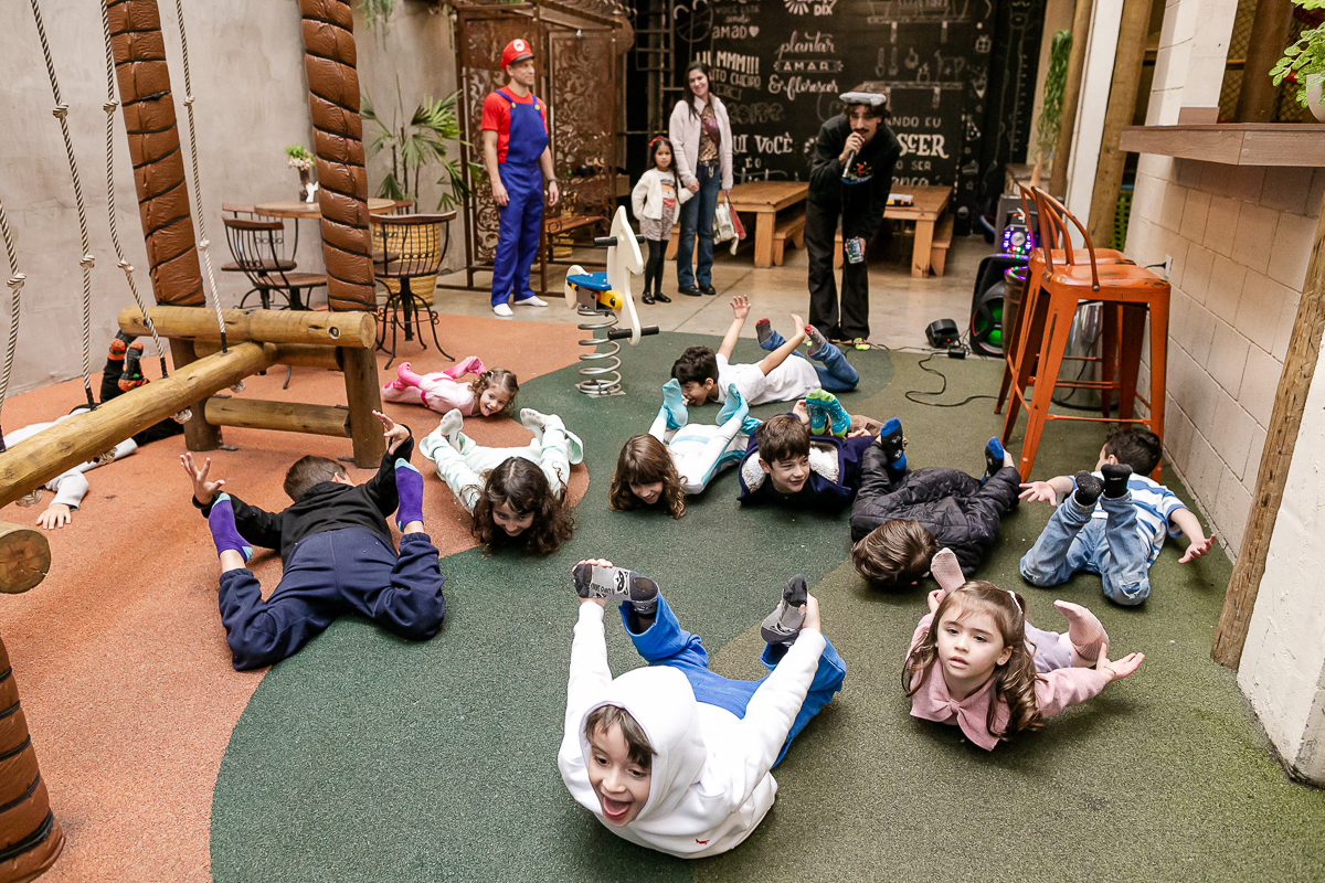 fotografias do aniversário de 8 anos da Melissa com o tema Marios Bross no buffet Espaço Dix localizado no bairro do campo belo zona sul de sao paulo sp