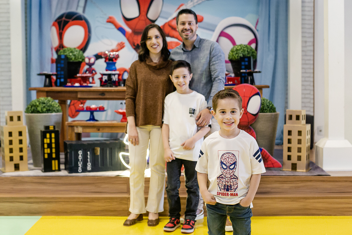 fotografias do aniversário de 5 anos do Daniel com o tema Homem Aranha no buffet Villa Pé de Marmelo no bairro da Mooca zona leste de são paulo sp