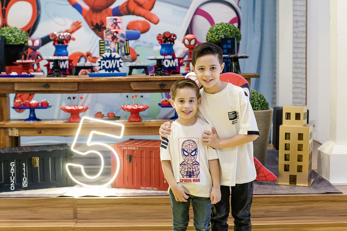 fotografias do aniversário de 5 anos do Daniel com o tema Homem Aranha no buffet Villa Pé de Marmelo no bairro da Mooca zona leste de são paulo sp