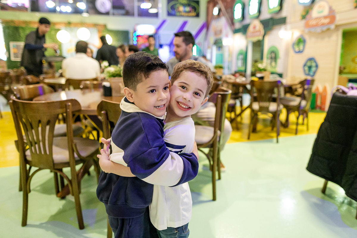 fotografias do aniversário de 5 anos do Daniel com o tema Homem Aranha no buffet Villa Pé de Marmelo no bairro da Mooca zona leste de são paulo sp