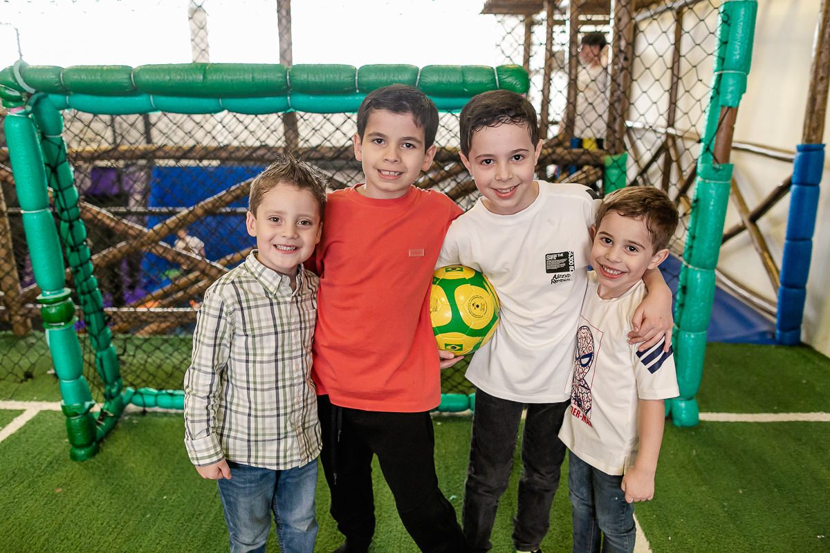 fotografias do aniversário de 5 anos do Daniel com o tema Homem Aranha no buffet Villa Pé de Marmelo no bairro da Mooca zona leste de são paulo sp