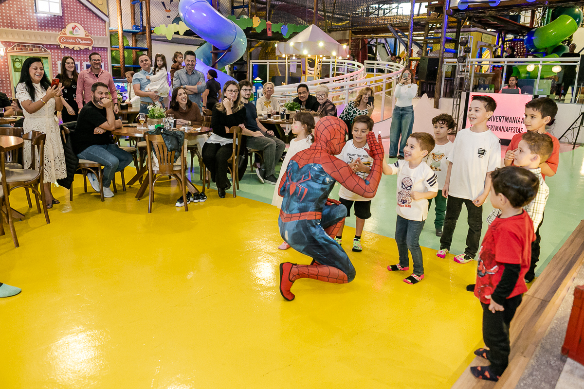 fotografias do aniversário de 5 anos do Daniel com o tema Homem Aranha no buffet Villa Pé de Marmelo no bairro da Mooca zona leste de são paulo sp