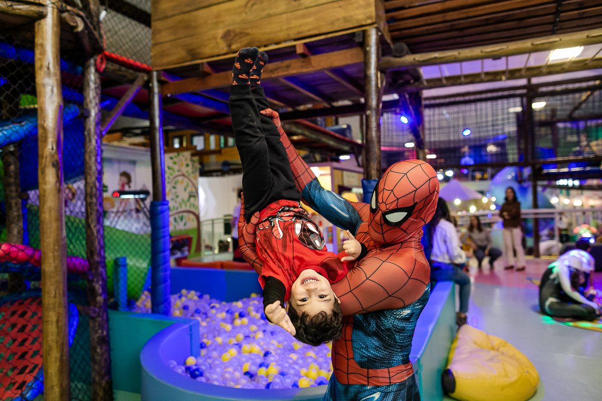 fotografias do aniversário de 5 anos do Daniel com o tema Homem Aranha no buffet Villa Pé de Marmelo no bairro da Mooca zona leste de são paulo sp