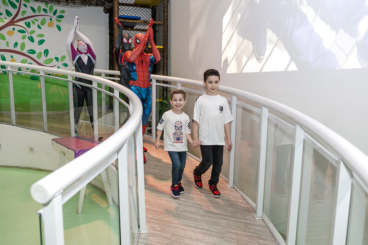 fotografias do aniversário de 5 anos do Daniel com o tema Homem Aranha no buffet Villa Pé de Marmelo no bairro da Mooca zona leste de são paulo sp