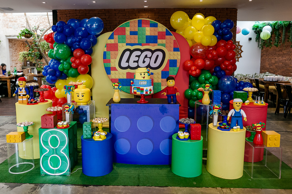 fotografias do aniversário de 8 anos do gabriel com o tema lego no buffet engenho moema na zona sul de sao paulo sp