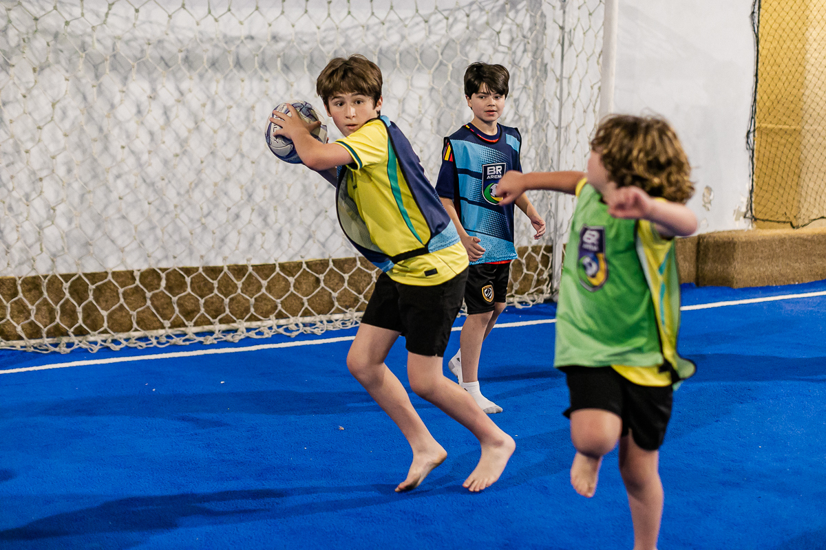 fotografias do aniversário de 7 anos do joão henrique com o tema copa do mundo de futebol na br arena zona sul de sao paulo sp