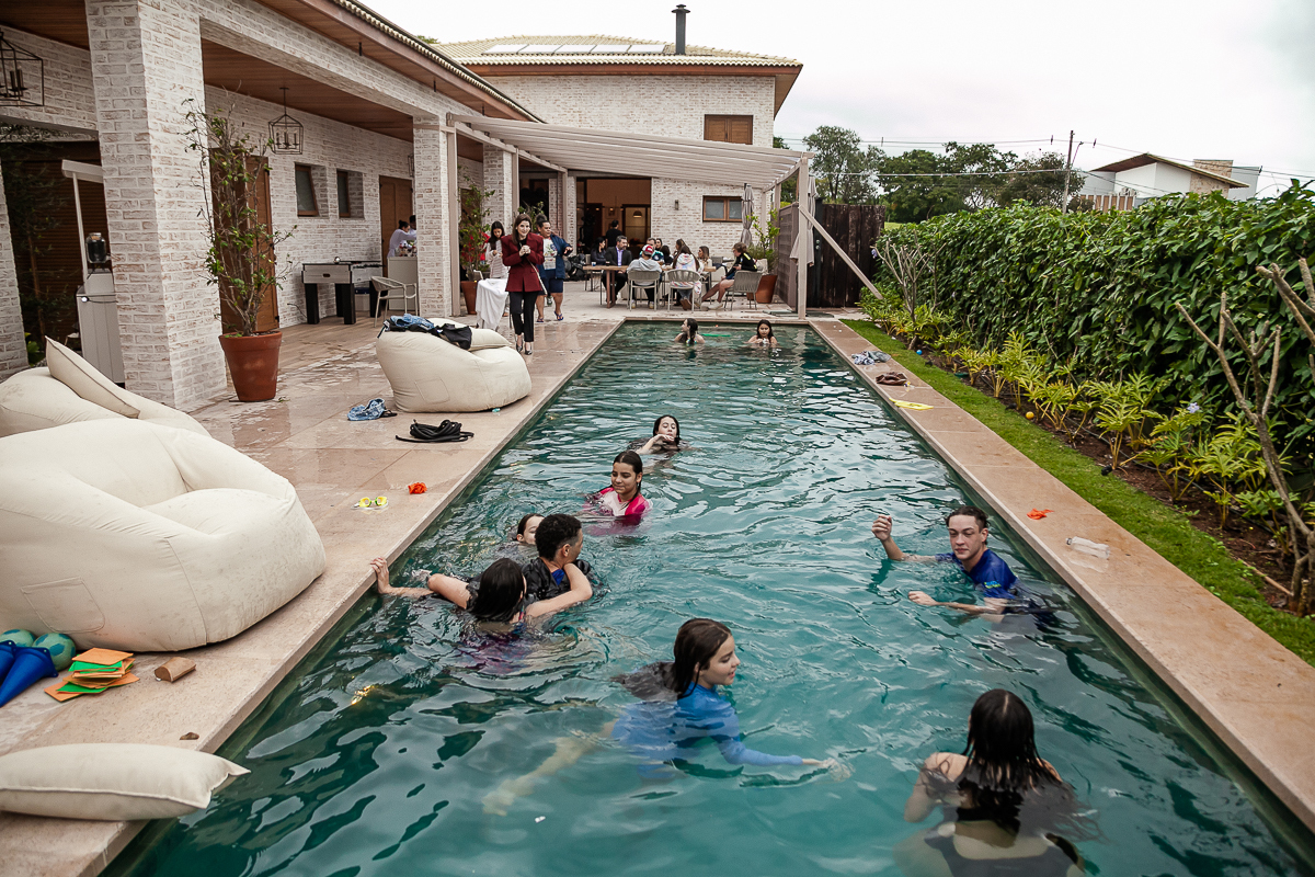 fotografias do aniversário de 11 anos da camilla com o tema strager things no quintal de casa no condominio kurumin em itu sp