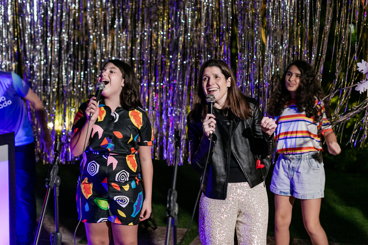 fotografias do aniversário de 11 anos da camilla com o tema strager things no quintal de casa no condominio kurumin em itu sp