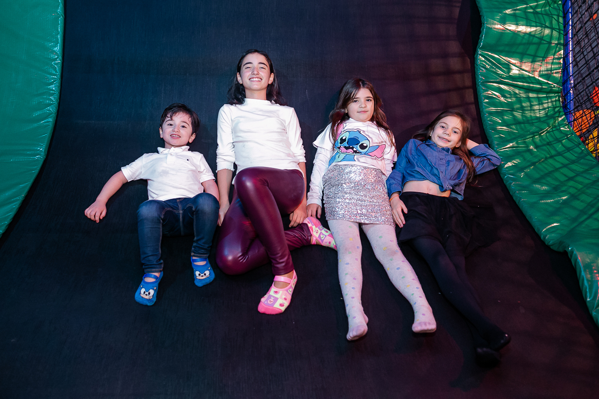 fotografias do aniversário de 7 anos da Alice com o tema hello kit no buffet jardim da manduri no campo belo zona sul de sao paulo sp